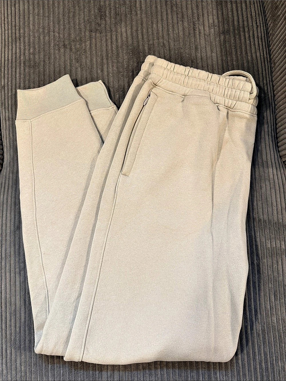 Hollister Relaxed Fleece Jogger Pants Beige Large